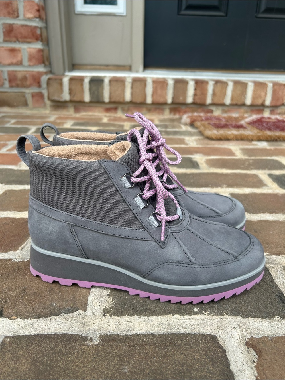 Vionic Nolan Grey Waterproof Winter Hiker Ankle Boots Pink Accents 7 - Picture 2 of 9